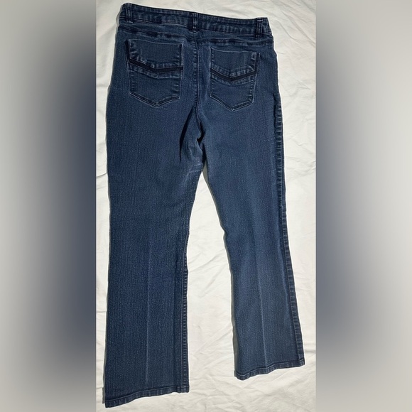 Reitmans Women’s Jeans- Size 13 - Picture 2 of 5